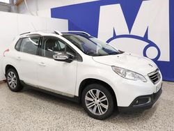 Valkoinen Käytetty 2013 Peugeot 2008 Allure Katumaasturi | 6 900 € (Kallis)