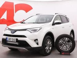 Valkoinen Käytetty 2017 Toyota RAV4 Hybrid Premium Katumaasturi | 20 990 € (Perustarjous)