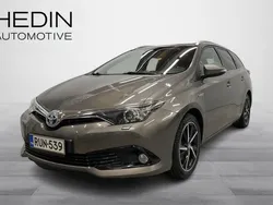 Harmaa Käytetty 2018 Toyota Auris Touring Sports Premium Farmari | 16 390 € (Perustarjous)