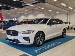 Käytetty 2023 Volvo V60 Ultimate Farmari | 37 900 € (Perustarjous)