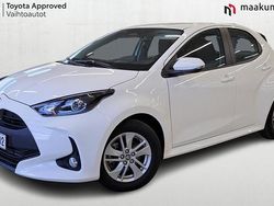 Valkoinen Käytetty 2024 Toyota Yaris Hybrid Viistoperä | 21 300 € (Hyvä tarjous)