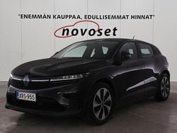 Musta Käytetty 2023 Renault Mégane IV Evolution Viistoperä | 26 870 €