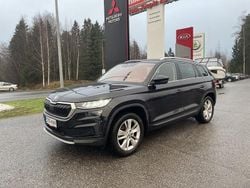 Musta Käytetty 2022 Skoda Kodiaq Ambition Katumaasturi | 31 800 € (Perustarjous)