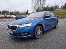 Käytetty 2022 Skoda Octavia Ambition Farmari | 22 900 € (Perustarjous)