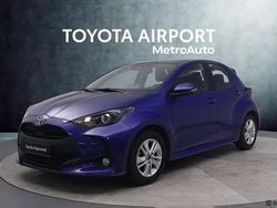Sininen Käytetty 2024 Toyota Yaris Hybrid Viistoperä | 21 790 € (Supertarjous)