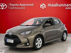 Ruskea (beige) Käytetty 2021 Toyota Yaris Active Viistoperä | 17 490 € (Perustarjous)