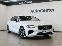 Valkoinen Käytetty 2019 Volvo S60 R-Design Sedan | 33 800 € (Hieman kallis)
