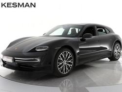 Käytetty 2022 Porsche Taycan Cross Turismo Sedan | 105 300 €