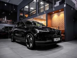 Musta Käytetty 2024 Volvo EX30 Performance Katumaasturi | 39 790 € (Perustarjous)