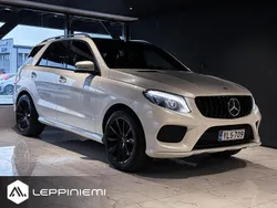 Käytetty 2017 Mercedes GLE500 AMG Katumaasturi | 35 380 € (Perustarjous)