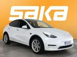 Valkoinen Käytetty 2021 Tesla Model Y Long Range Katumaasturi | 31 800 € (Hyvä tarjous)