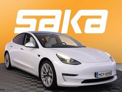 Käytetty 2022 Tesla Model 3 Sedan | 33 890 € (Hieman kallis)