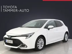 Valkoinen Käytetty 2023 Toyota Corolla Edition Viistoperä | 26 980 € (Perustarjous)