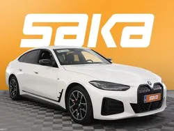 Valkoinen Käytetty 2022 BMW i4 Comfort Edition Sedan | 43 800 €