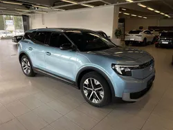 Sininen Käytetty 2024 Ford Explorer Extended Range Katumaasturi | 44 890 €