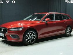Punainen Käytetty 2023 Volvo V60 Plus Farmari | 39 900 € (Perustarjous)