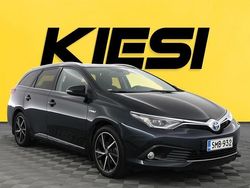 Käytetty 2017 Toyota Auris Touring Sports Style Farmari | 19 480 € (Perustarjous)