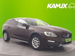 Punainen Käytetty 2015 Volvo V60 CC Business Edition Farmari | 18 390 € (Supertarjous)
