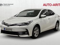 Valkoinen Käytetty 2017 Toyota Corolla Multidrive S Sedan | 16 990 € (Perustarjous)