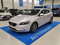 Käytetty 2015 Volvo V40 Business Edition Viistoperä | 13 900 € (Perustarjous)