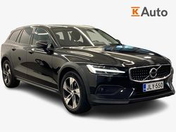 Käytetty 2021 Volvo V60 CC Business Edition Farmari | 34 800 €