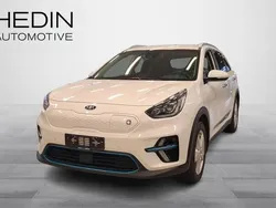 Valkoinen Käytetty 2021 Kia e-Niro Advance Katumaasturi | 24 800 € (Perustarjous)