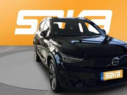 Käytetty 2023 Volvo XC40 Core Katumaasturi | 31 900 € (Perustarjous)