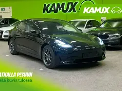 Musta Käytetty 2023 Tesla Model 3 Sedan | 29 780 €