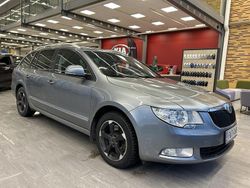 Hopea Käytetty 2012 Skoda Superb Business Line Farmari | 10 800 € (Perustarjous)