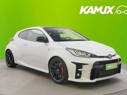 Valkoinen Käytetty 2021 Toyota Yaris Sedan | 47 780 €