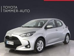 Hopea Käytetty 2024 Toyota Yaris Viistoperä | 22 880 € (Hieman kallis)