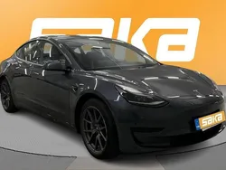 Käytetty 2021 Tesla Model 3 Standard Range Plus Sedan | 20 800 € (Perustarjous)