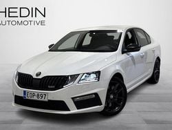 Valkoinen Käytetty 2018 Skoda Octavia RS Viistoperä | 19 690 € (Perustarjous)