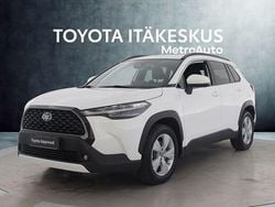 Valkoinen Käytetty 2022 Toyota Corolla Cross Edition Katumaasturi | 32 990 € (Perustarjous)