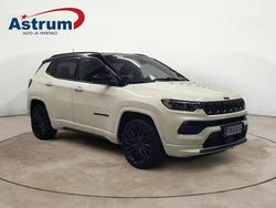 Valkoinen Käytetty 2022 Jeep Compass Katumaasturi | 26 890 € (Perustarjous)