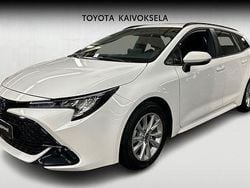 Valkoinen Käytetty 2024 Toyota Corolla Active Farmari | 28 990 € (Perustarjous)