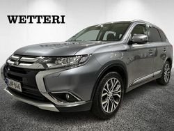 Harmaa Käytetty 2016 Mitsubishi Outlander Intense Katumaasturi | 21 500 €