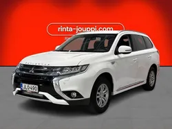 Käytetty 2017 Mitsubishi Outlander P-HEV Intense Katumaasturi | 13 970 € (Perustarjous)