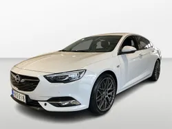 Valkoinen Käytetty 2018 Opel Insignia Innovation Viistoperä | 17 490 € (Perustarjous)