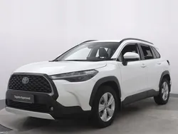 Valkoinen Käytetty 2023 Toyota Corolla Cross Edition Katumaasturi | 39 750 € (Perustarjous)