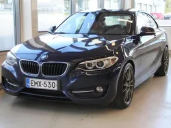 Sininen Käytetty 2014 BMW 220 Sport Line Coupe - kaksiovinen | 17 990 €