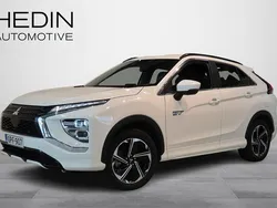 Valkoinen Käytetty 2022 Mitsubishi Eclipse Cross Intense Katumaasturi | 26 800 € (Hieman kallis)