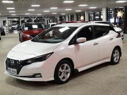 Valkoinen Käytetty 2022 Nissan Leaf N-Connecta Viistoperä | 17 990 € (Perustarjous)