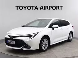 Valkoinen Käytetty 2023 Toyota Corolla Edition Farmari | 28 480 € (Perustarjous)
