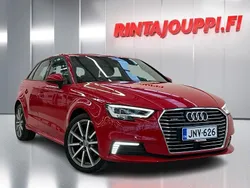 Met. punainen Käytetty 2020 Audi A3 Sportback e-tron S-Line Sedan | 19 690 € (Hyvä tarjous)