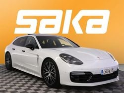 Käytetty 2020 Porsche Panamera 4 Sport Turismo Sedan | 69 900 € (Perustarjous)