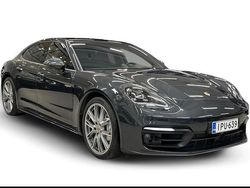 Käytetty 2022 Porsche Panamera 4 Sedan | 84 790 € (Kallis)