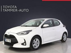 Valkoinen Käytetty 2024 Toyota Yaris Viistoperä | 22 480 € (Hieman kallis)