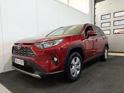 3t3 tokyo red Käytetty 2022 Toyota RAV4 Active Katumaasturi | 33 900 € (Perustarjous)