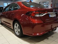 Punainen Käytetty 2019 Toyota Corolla Active Sedan | 20 990 € (Perustarjous)